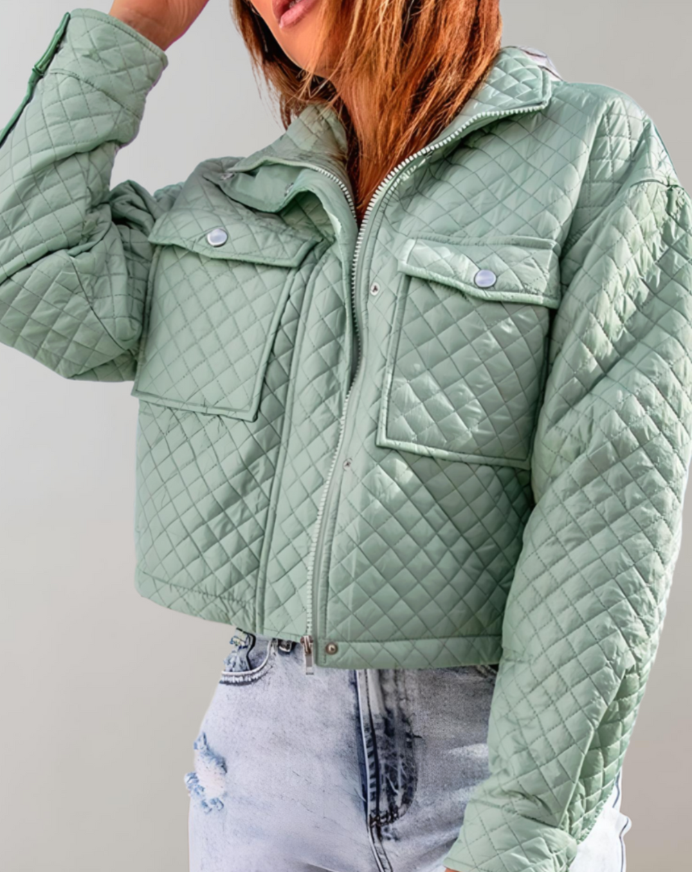 Nadia - Kort Jakke med Lommer og Lynlås-Modiva